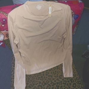 Skims Fits Everybody Shirt